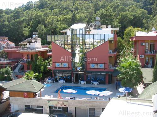 Hollywood Hotel 